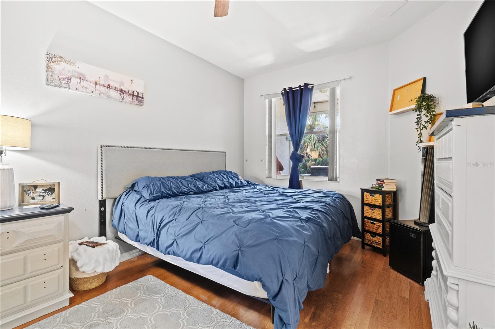 Image 17 of 36 For 6400 46th Avenue N 16