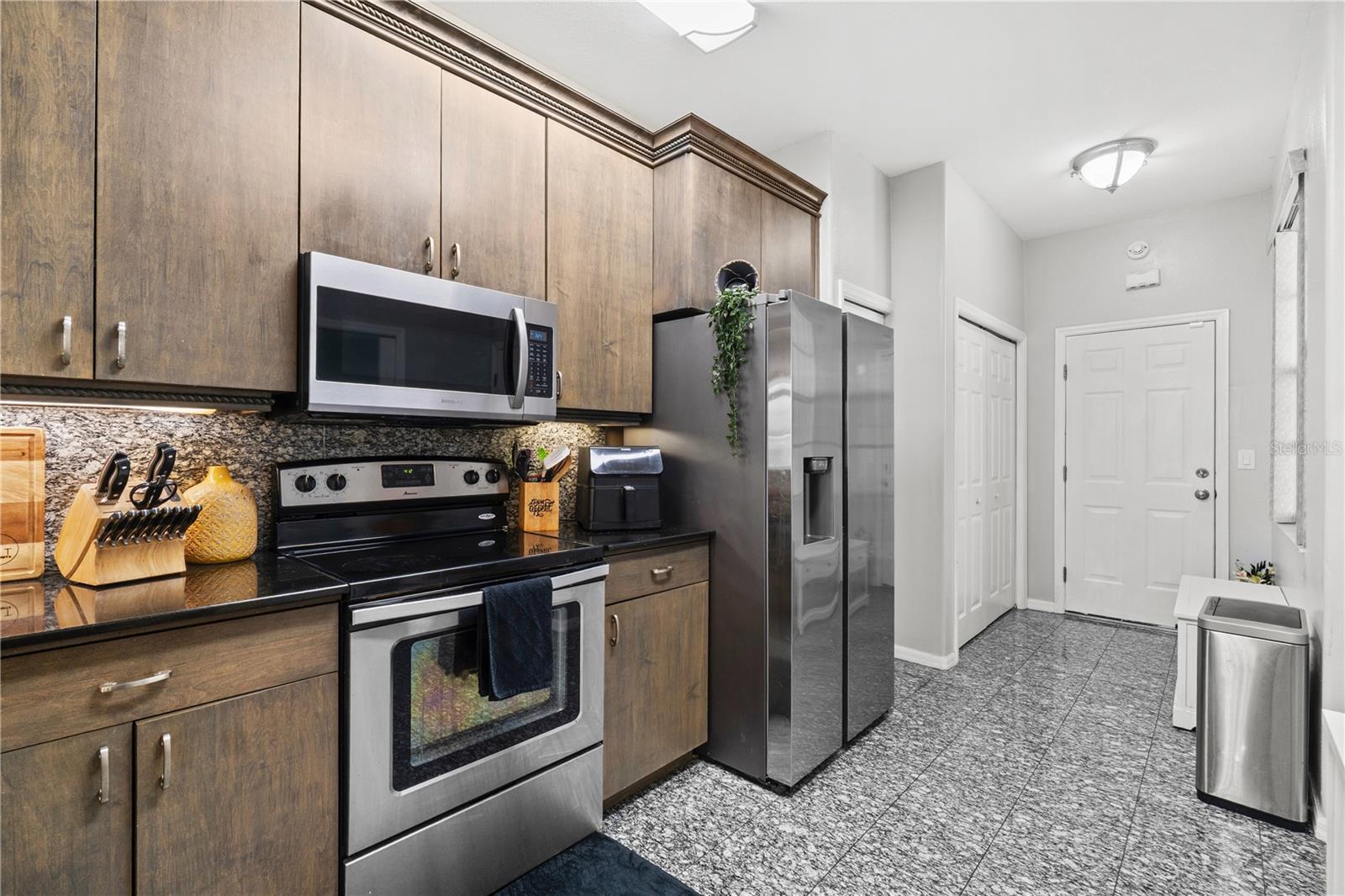 Image 8 of 36 For 6400 46th Avenue N 16