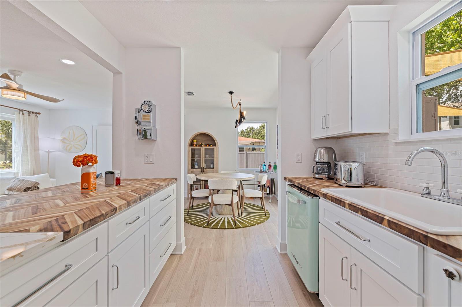 Listing photo id 16 for 1579 Bayshore Boulevard