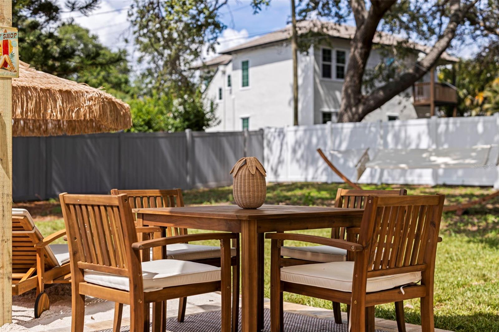 Listing photo id 21 for 1579 Bayshore Boulevard