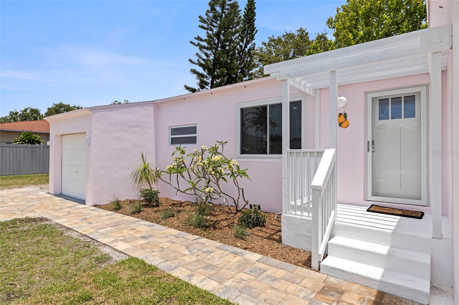 Listing photo id 36 for 1579 Bayshore Boulevard