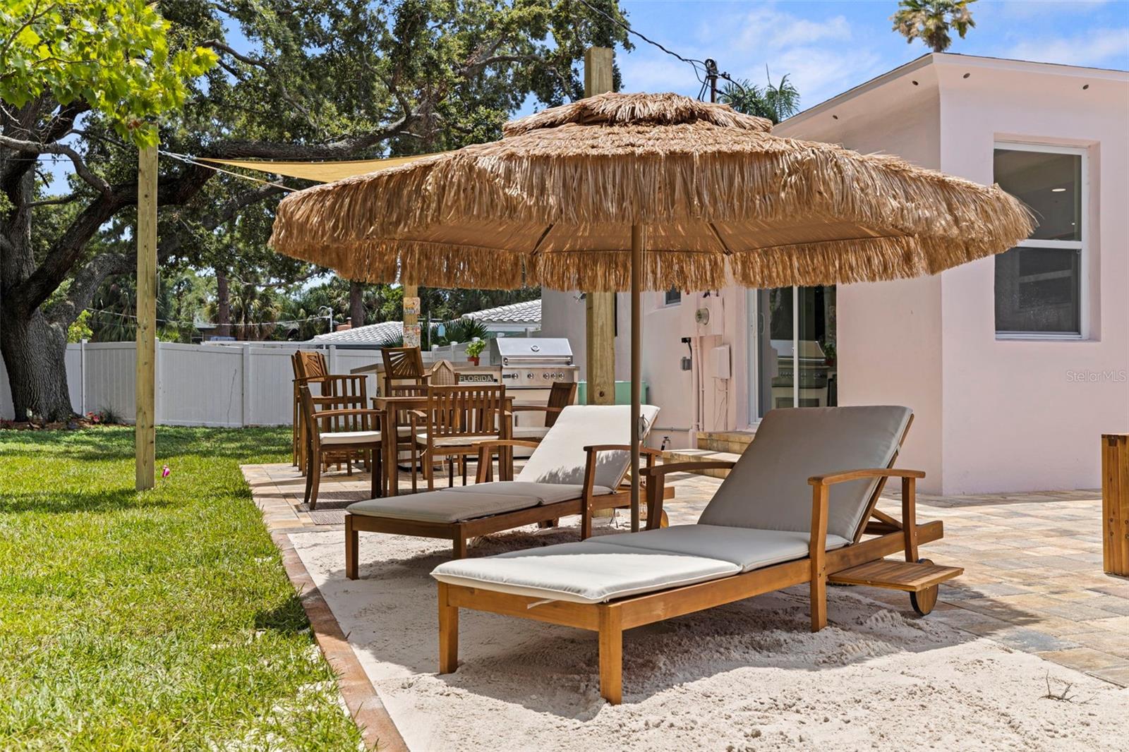 Listing photo id 3 for 1579 Bayshore Boulevard