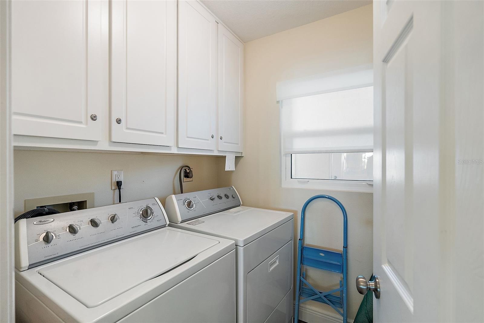 Image 27 of 44 For 6001 Bahia Del Mar Circle 429