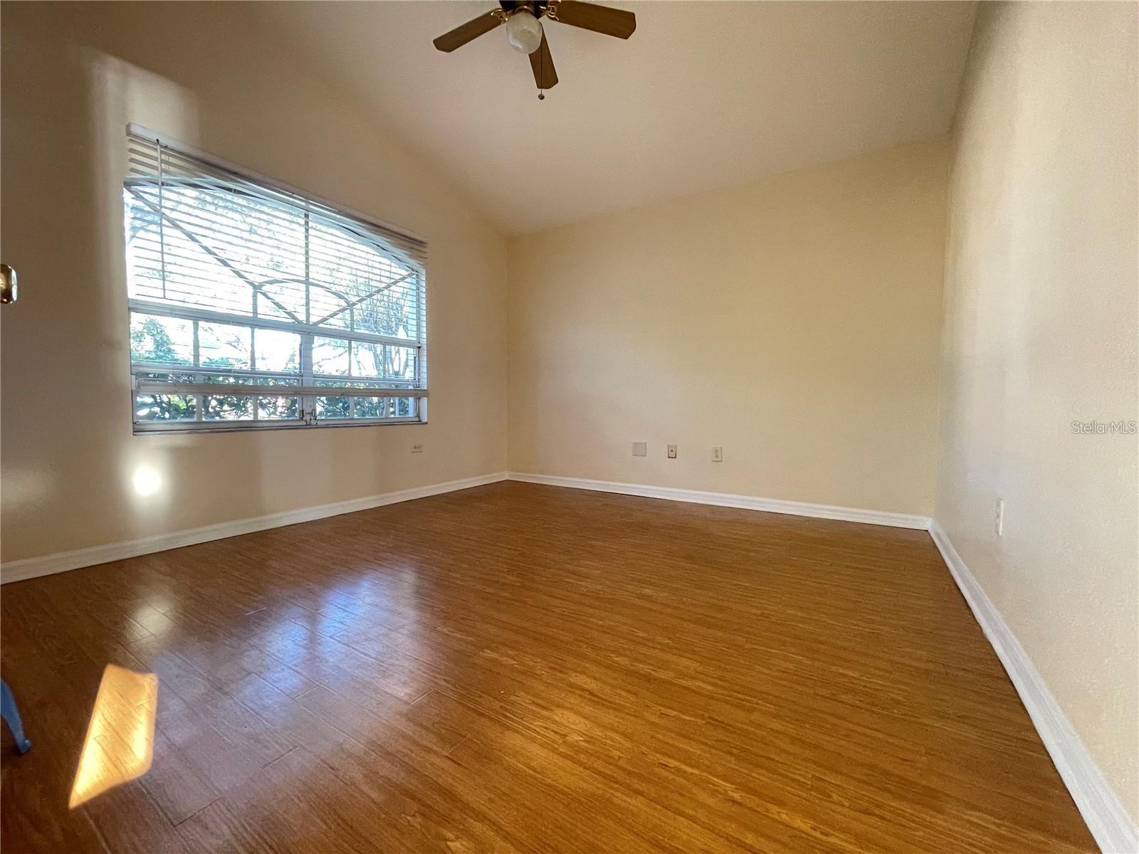 Image 16 of 39 For 10205 Quails Landing Avenue