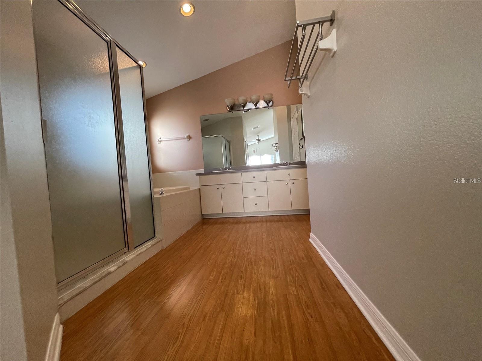 Image 30 of 39 For 10205 Quails Landing Avenue