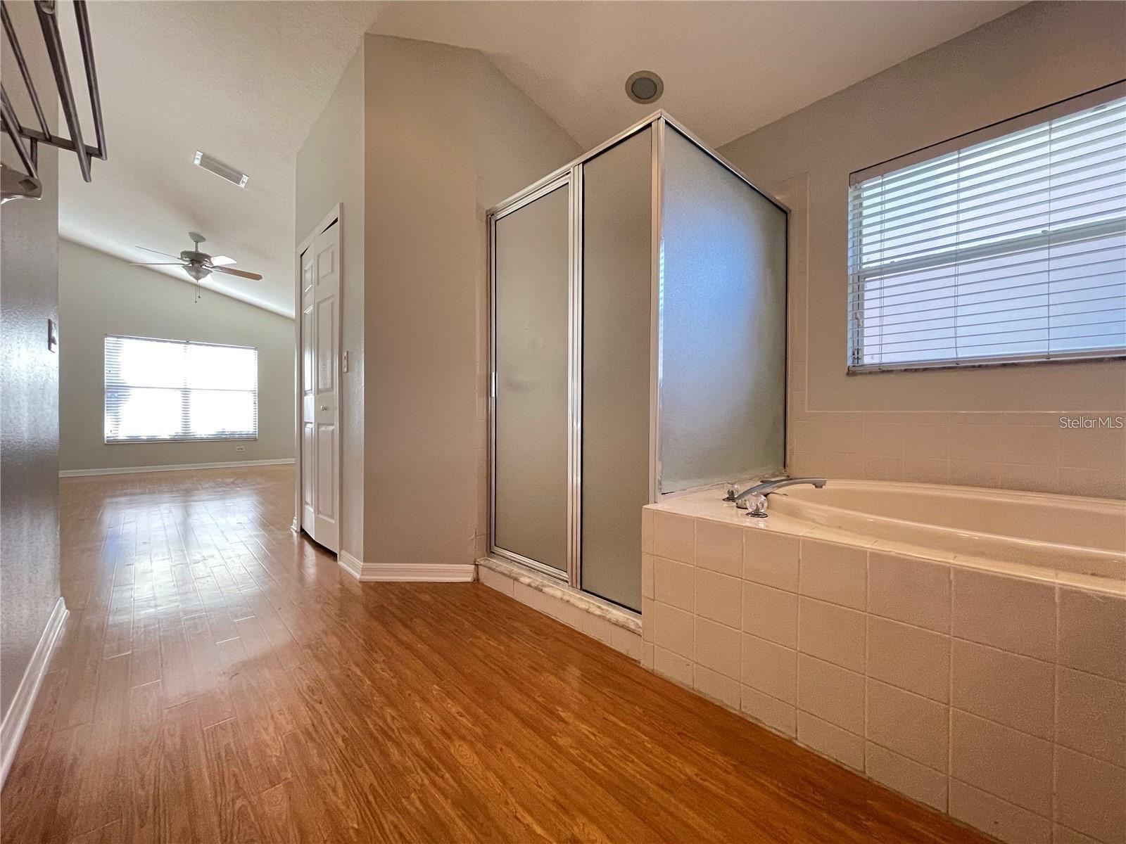 Image 31 of 39 For 10205 Quails Landing Avenue