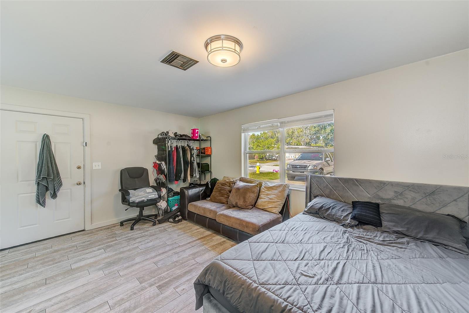 Image 32 of 49 For 969 2nd Avenue Ne