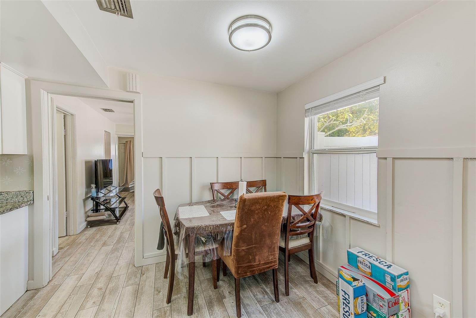 Image 34 of 49 For 969 2nd Avenue Ne