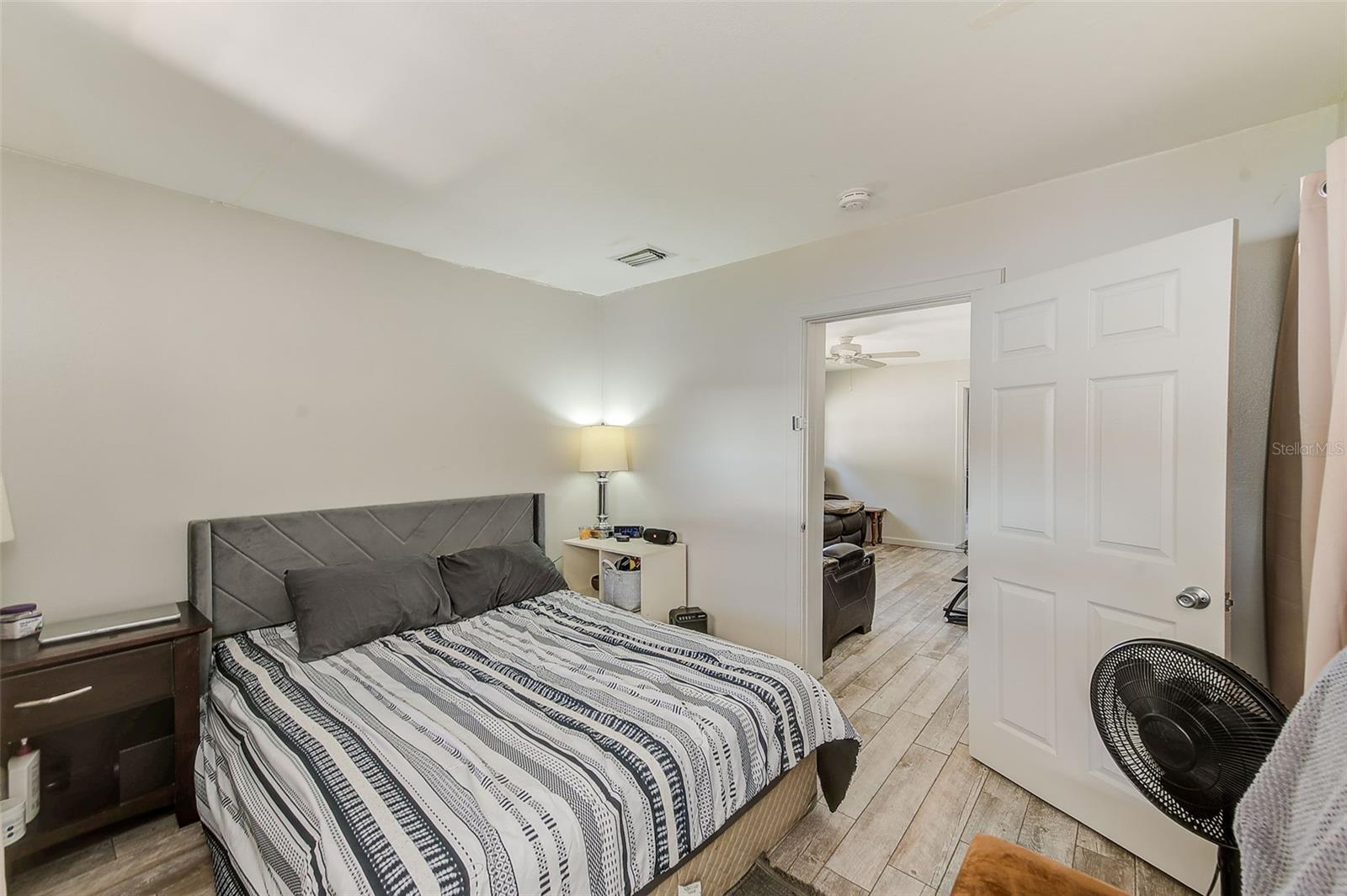 Image 41 of 49 For 969 2nd Avenue Ne