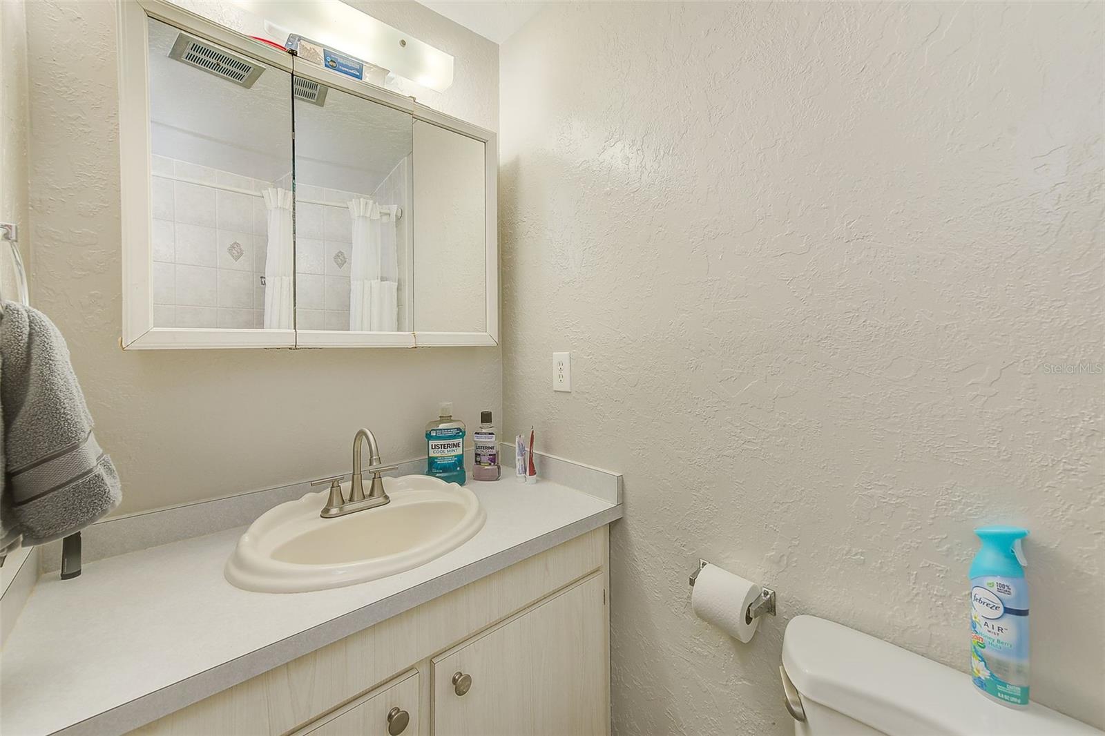 Image 43 of 49 For 969 2nd Avenue Ne