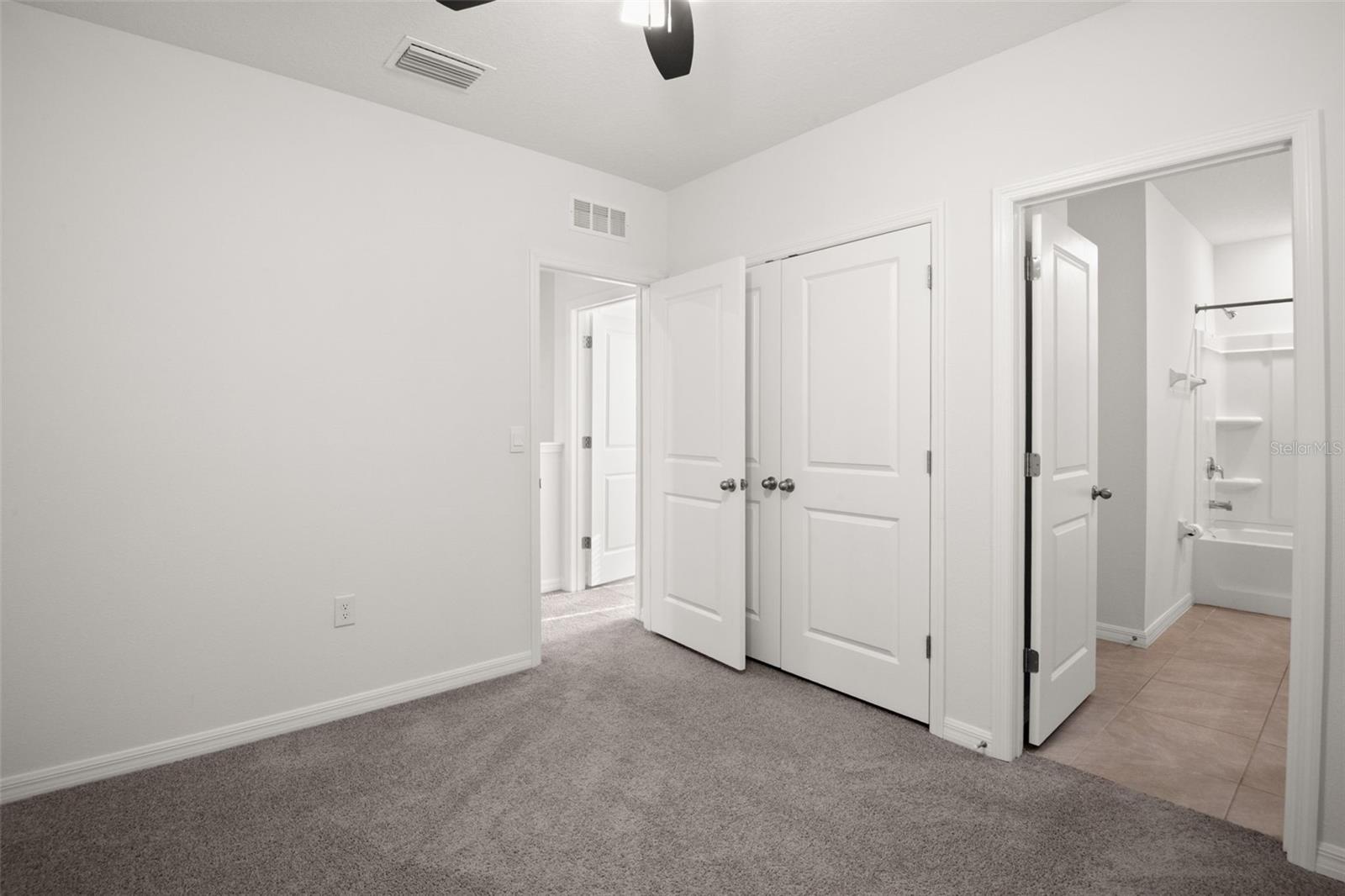 Image 19 of 27 For 365 Mangrove Shade Circle