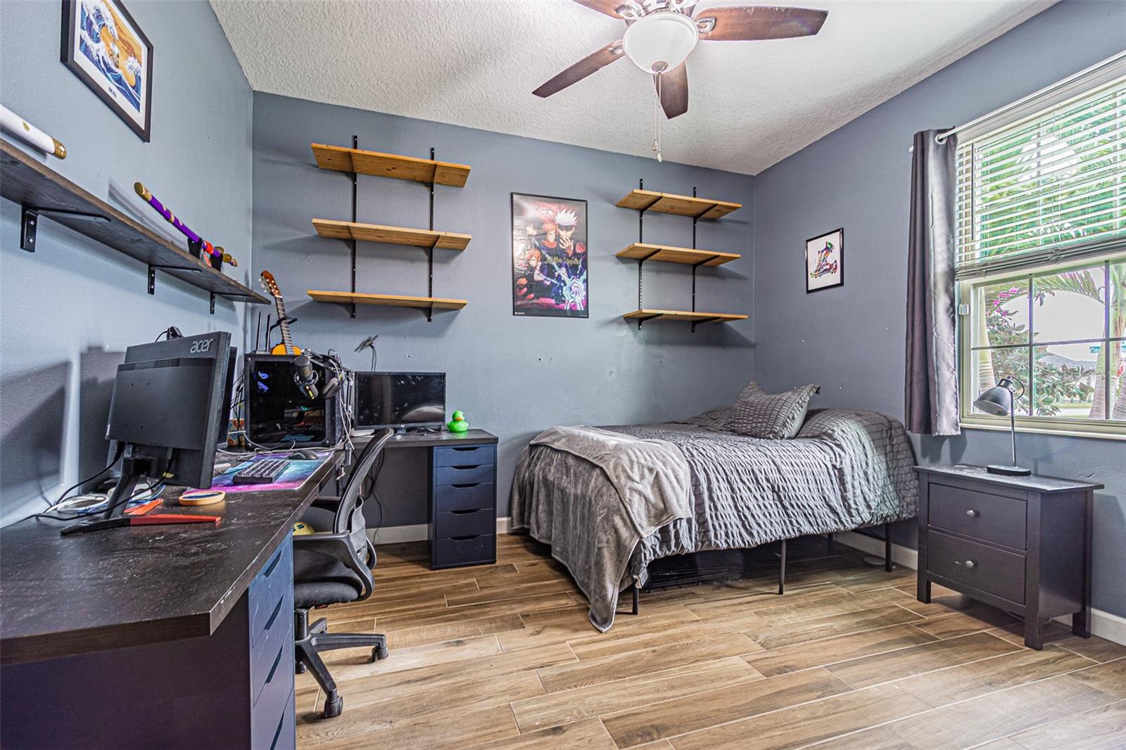 Image 15 of 37 For 9071 Pleasant Woods Drive