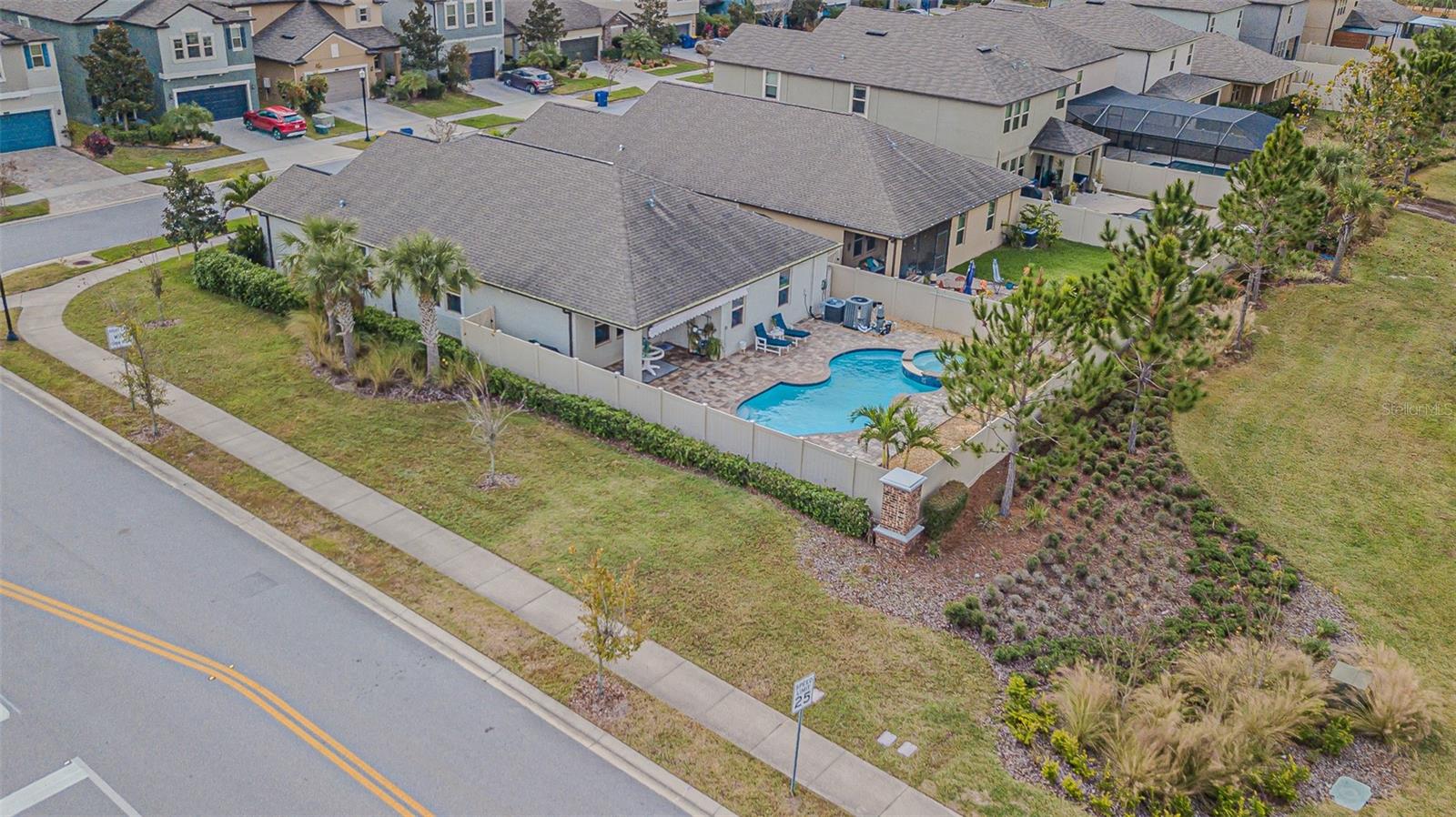 Image 25 of 37 For 9071 Pleasant Woods Drive