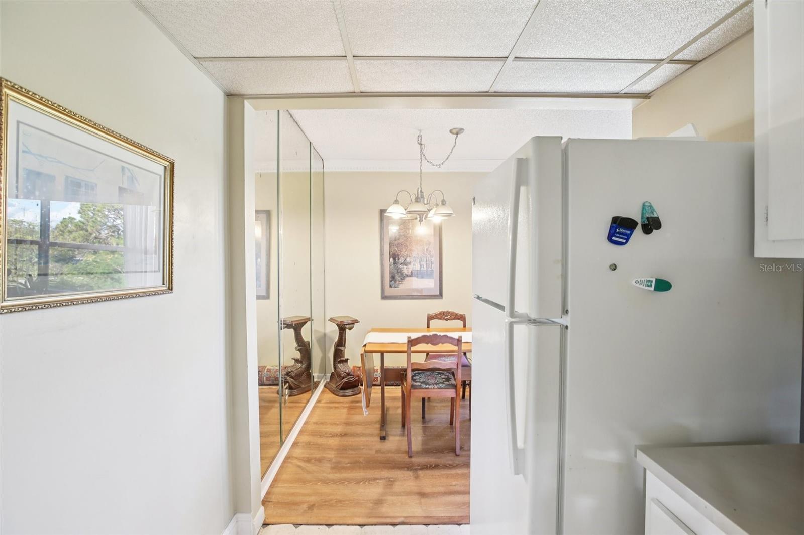 Image 12 of 31 For 209 Lincoln Circle N 309