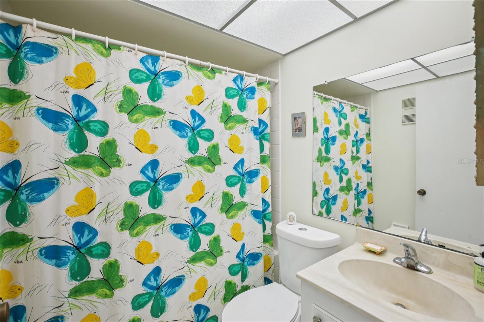 Image 20 of 31 For 209 Lincoln Circle N 309