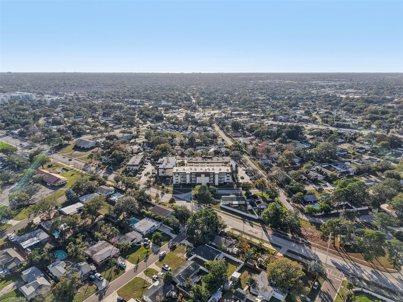 Image 30 of 31 For 209 Lincoln Circle N 309