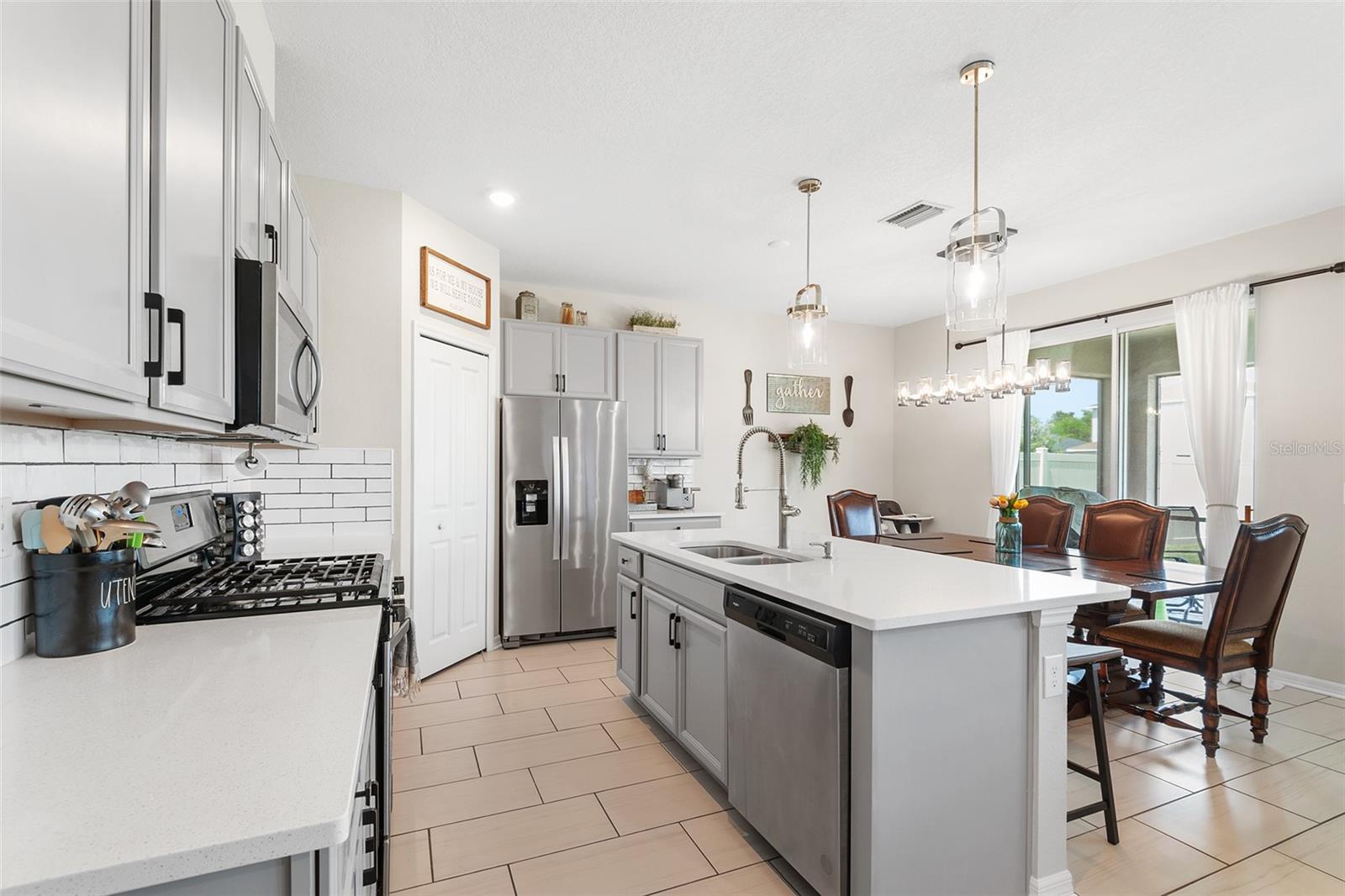 Image 13 of 49 For 9906 Colorado Place