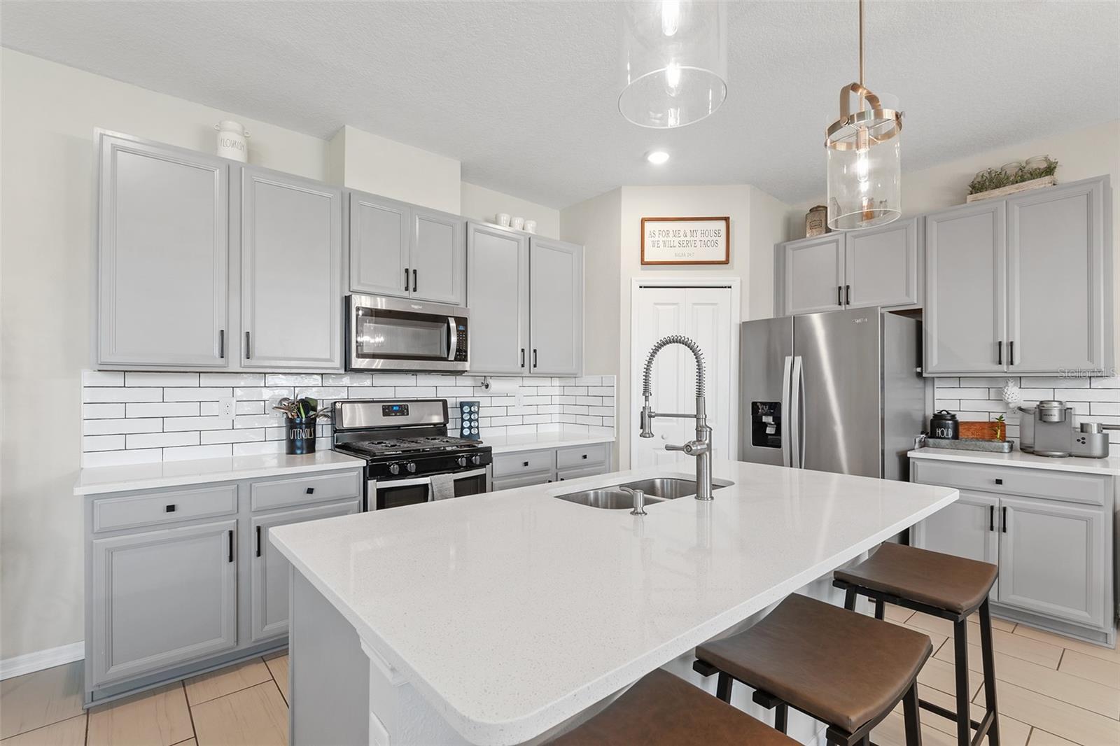 Image 15 of 49 For 9906 Colorado Place