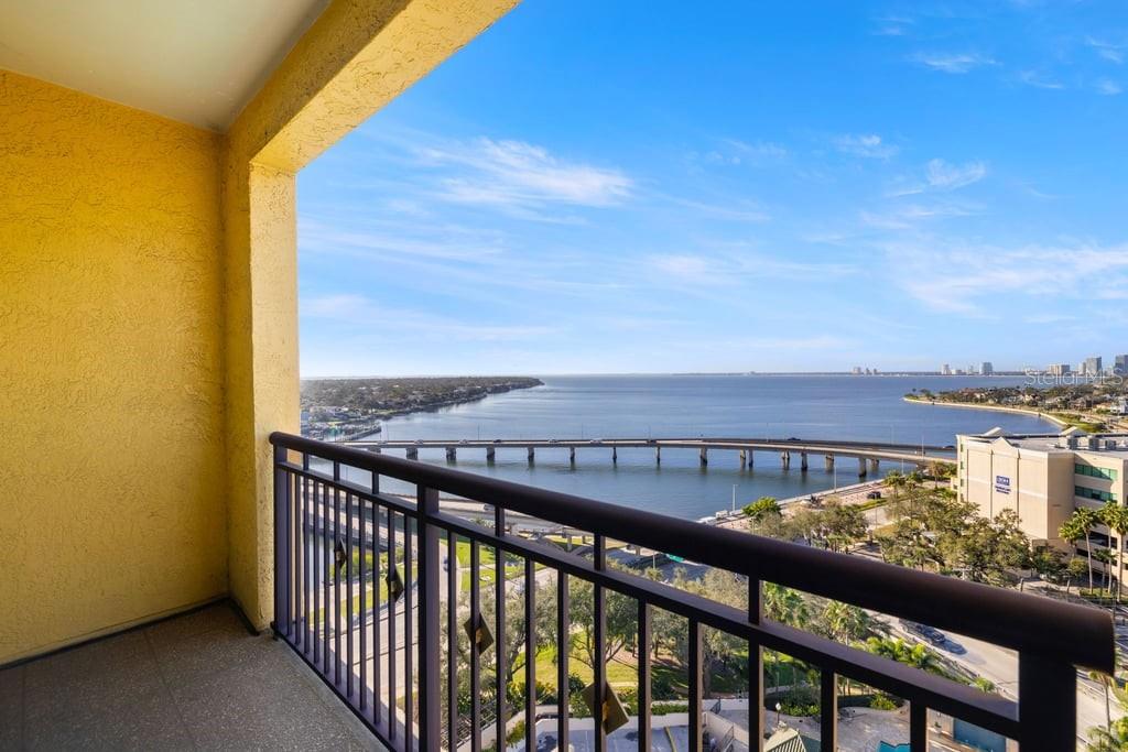 Image 31 of 60 For 345 Bayshore Boulevard 1407