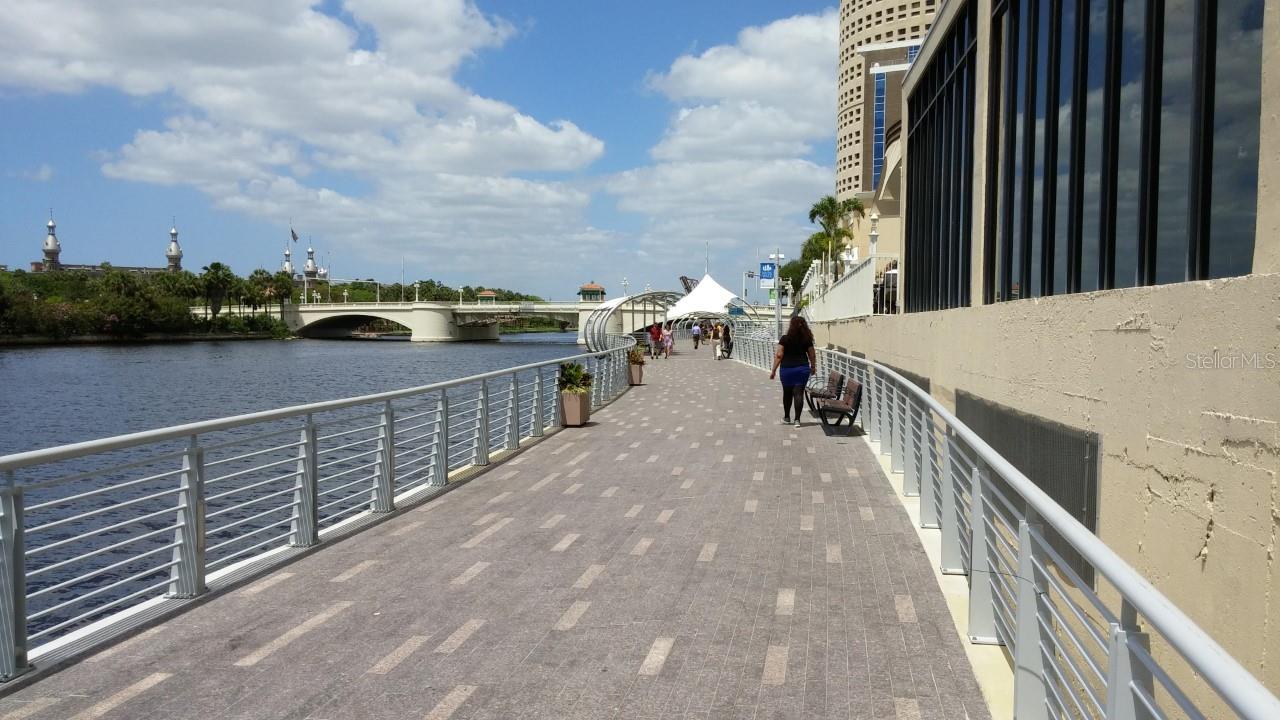 Image 52 of 60 For 345 Bayshore Boulevard 1407