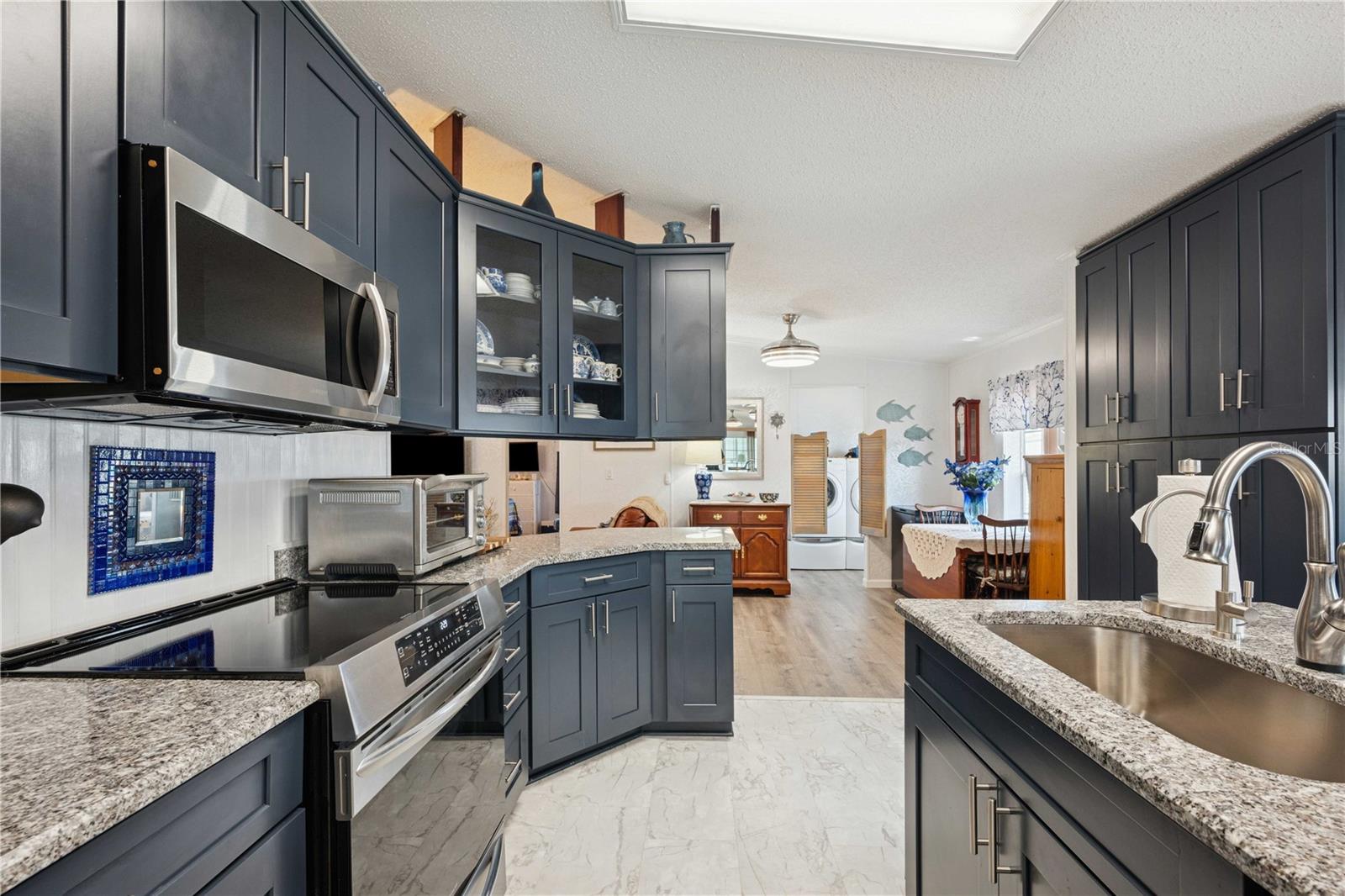 Image 13 of 78 For 5646 Cheyenne Street