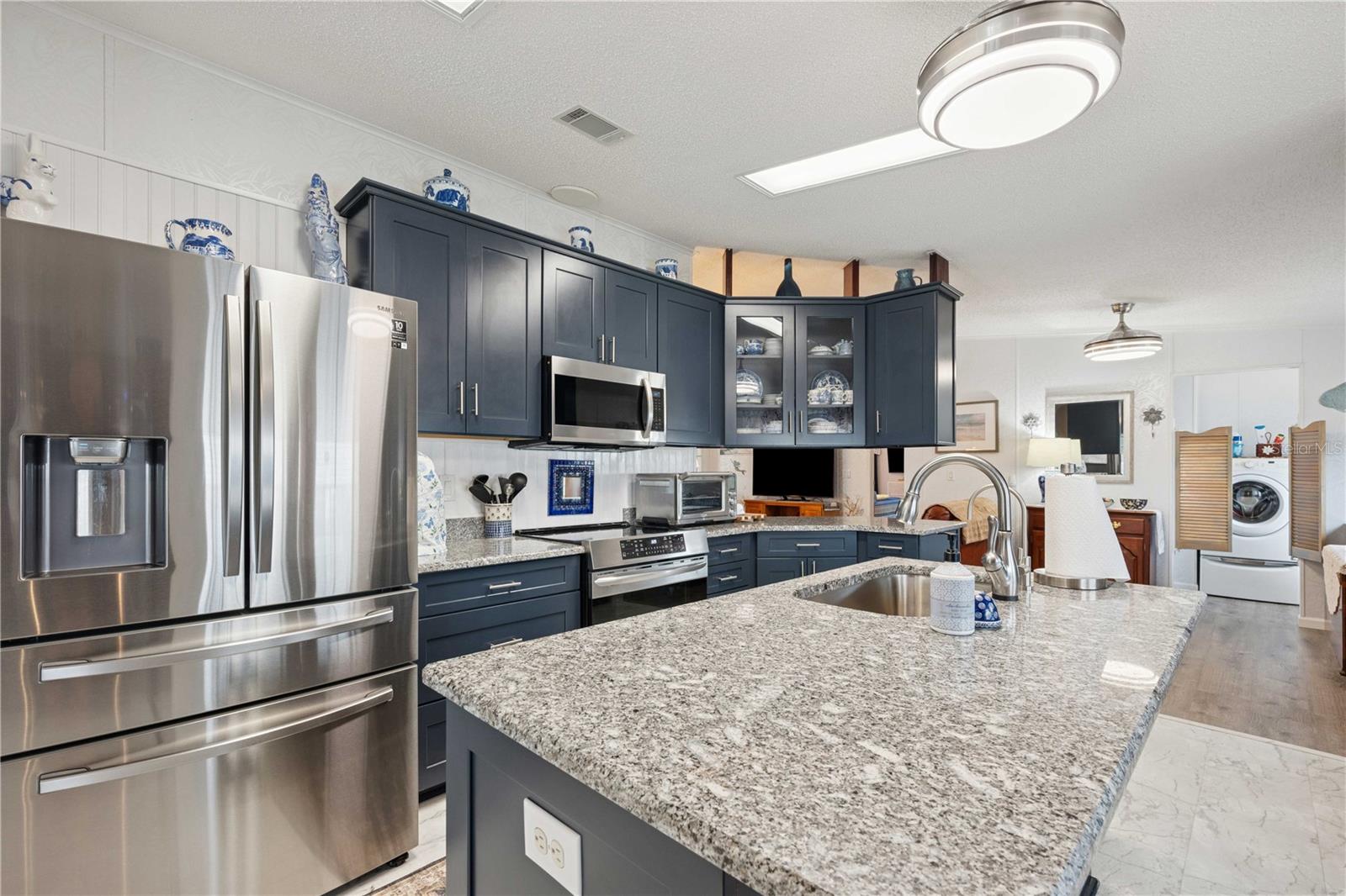 Image 14 of 78 For 5646 Cheyenne Street