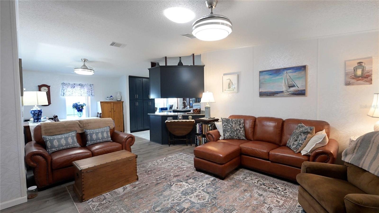 Image 17 of 78 For 5646 Cheyenne Street