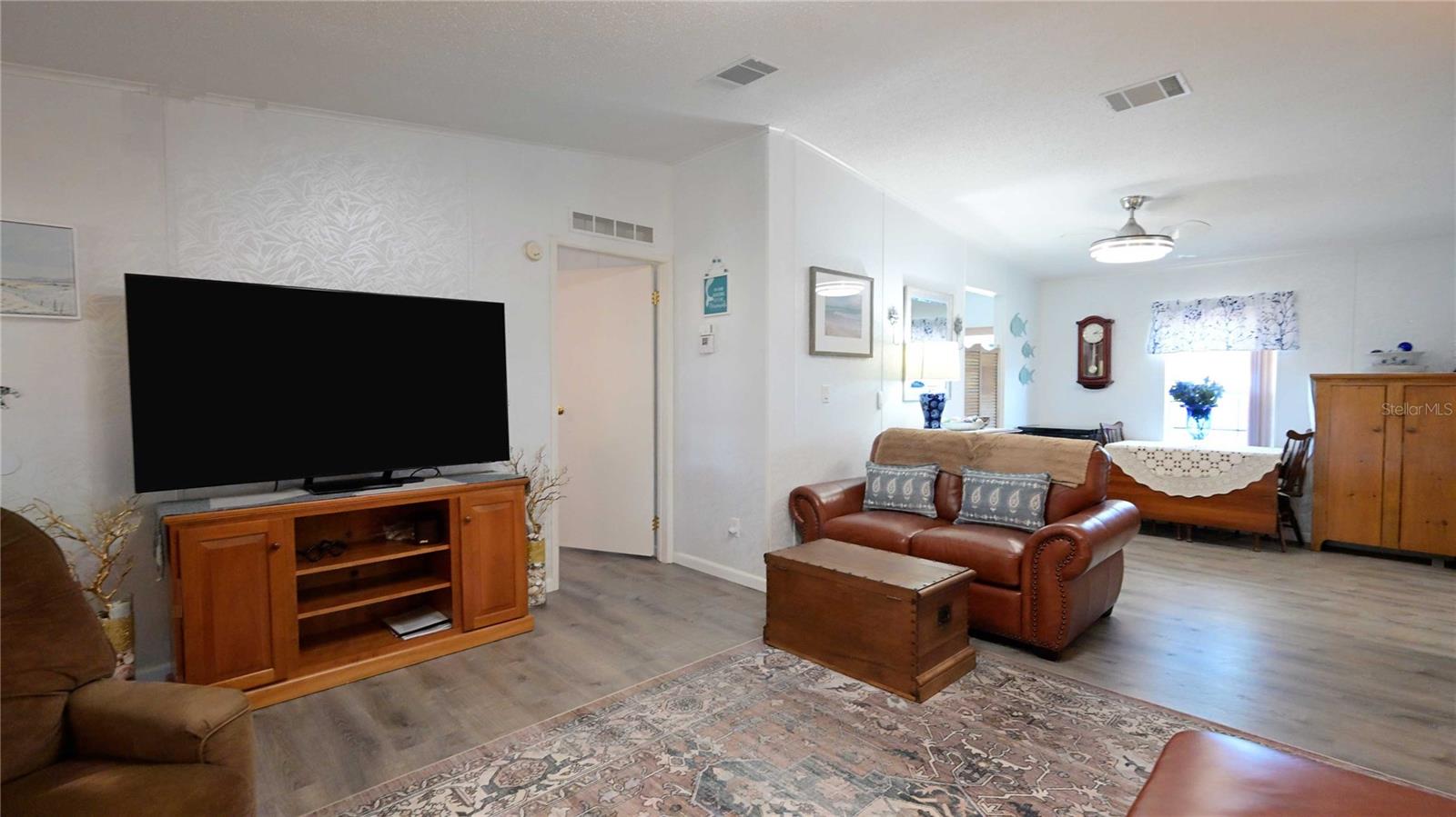 Image 19 of 78 For 5646 Cheyenne Street