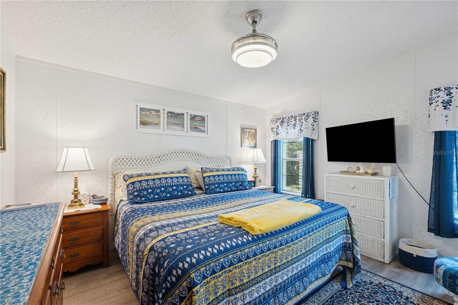 Image 23 of 78 For 5646 Cheyenne Street