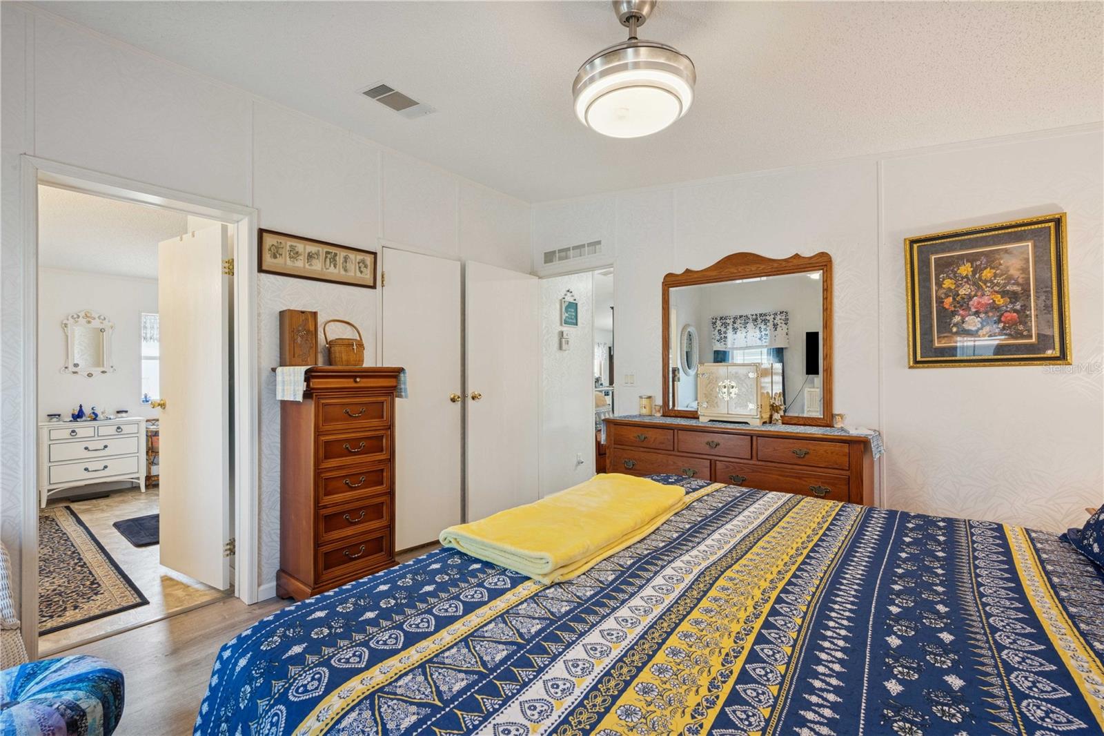 Image 26 of 78 For 5646 Cheyenne Street