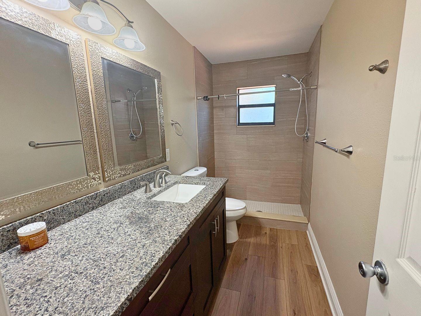 Image 12 of 12 For 427 6th Avenue Ne