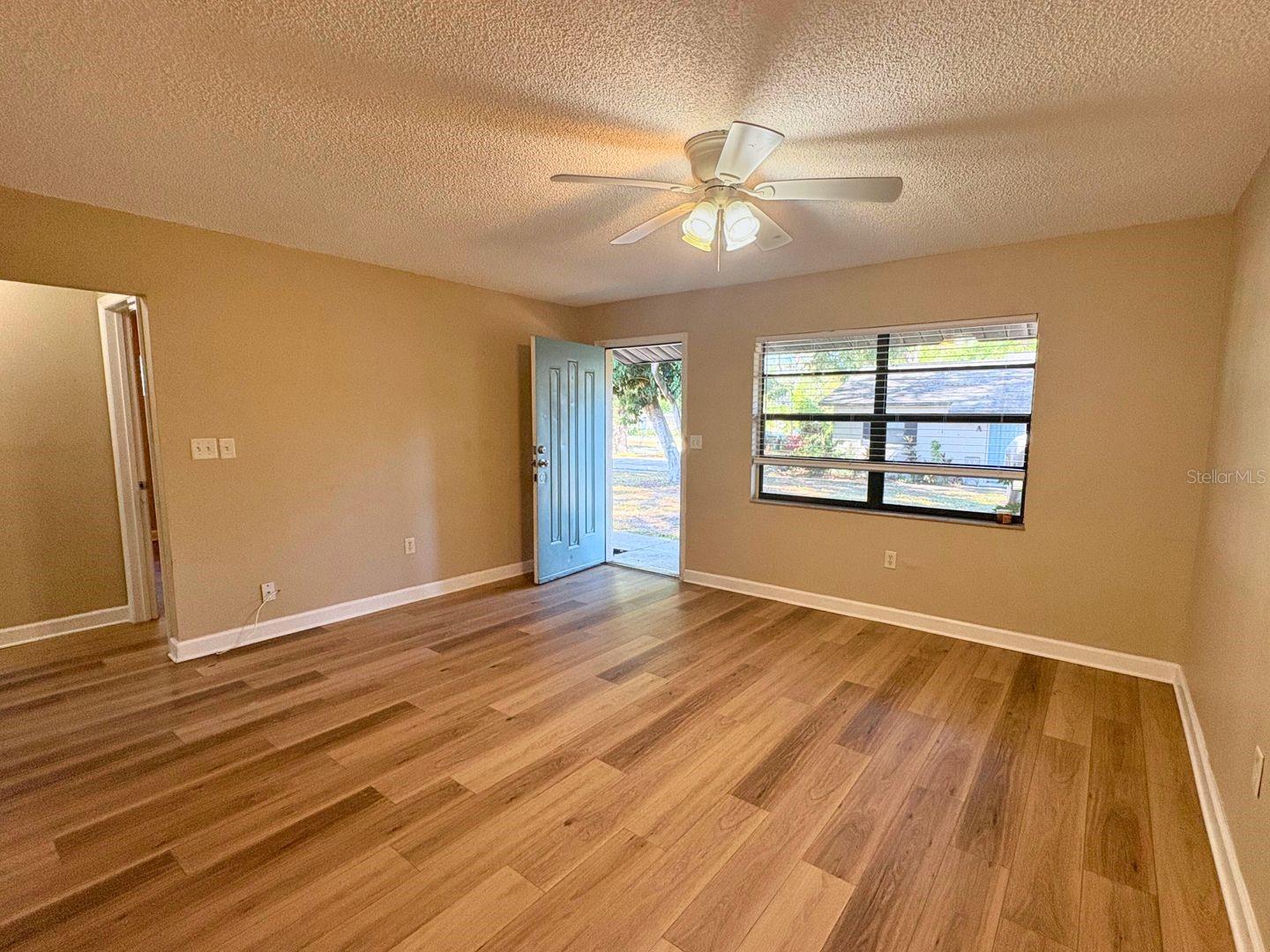 Image 5 of 12 For 427 6th Avenue Ne