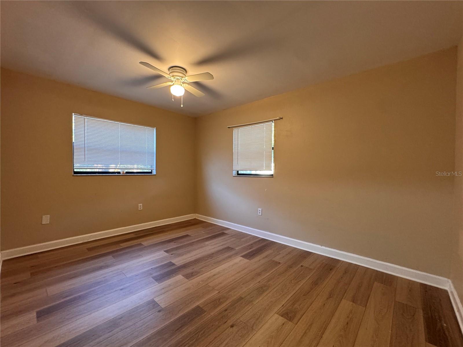 Image 9 of 12 For 427 6th Avenue Ne