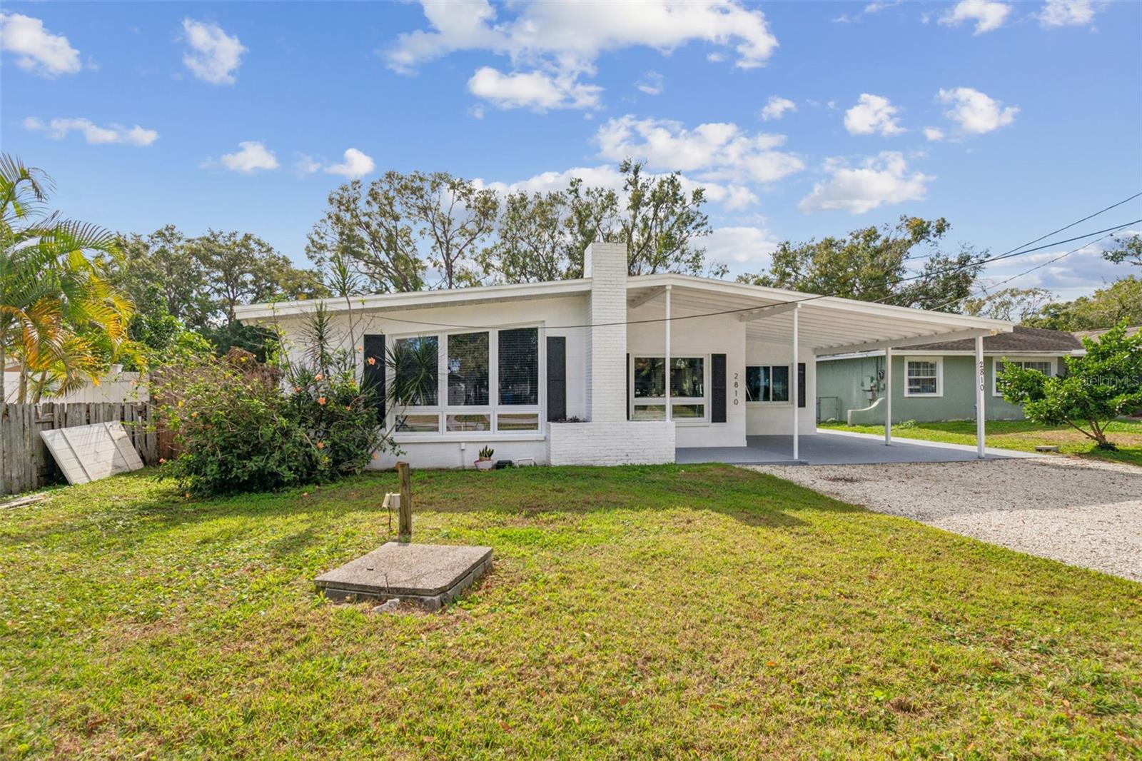 Image 39 of 49 For 2810 Silver Lake Avenue