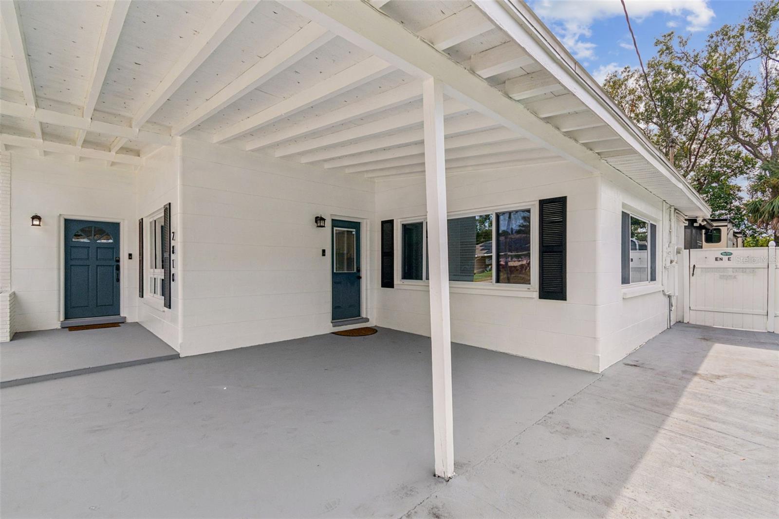 Image 5 of 49 For 2810 Silver Lake Avenue