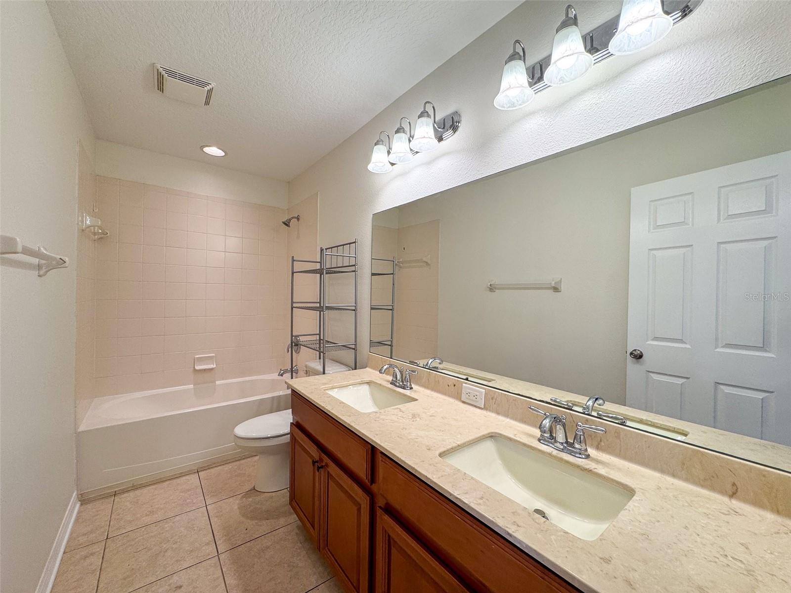 Image 33 of 49 For 10663 Pictorial Park Drive