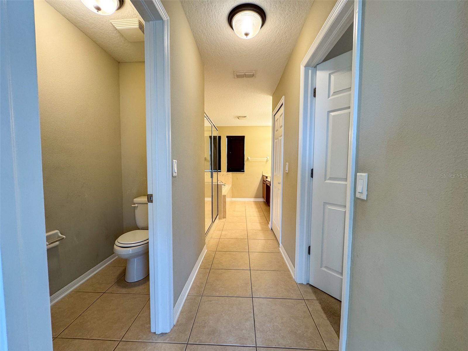 Image 39 of 49 For 10663 Pictorial Park Drive