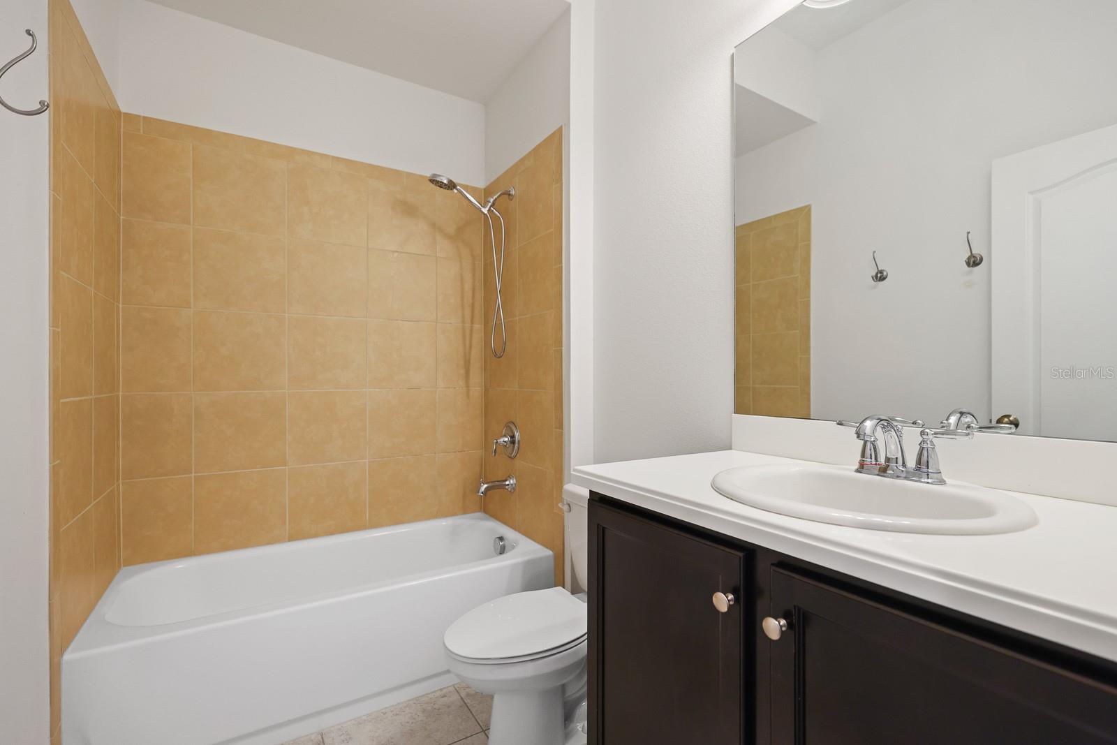 Image 27 of 49 For 6716 Park Strand Drive