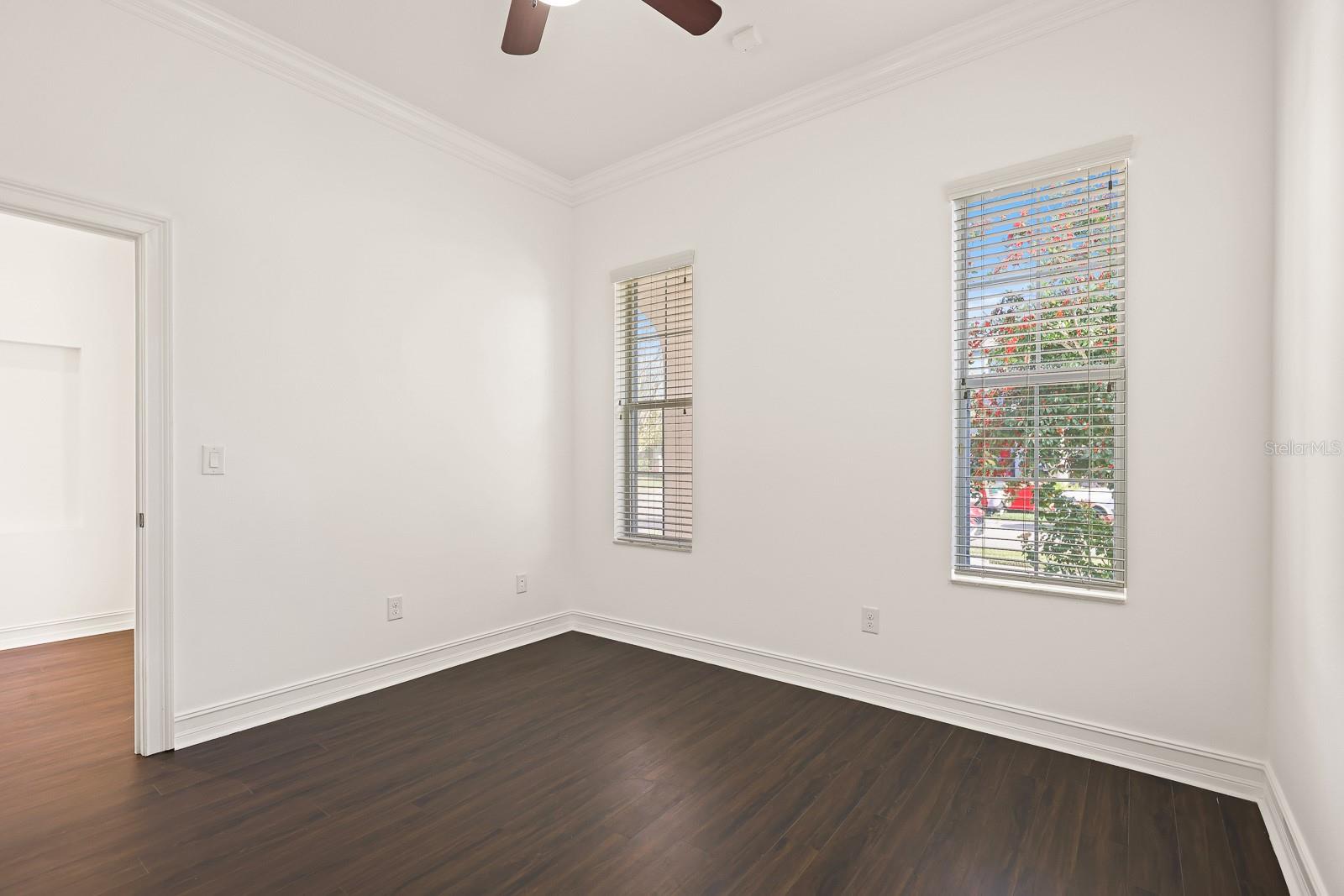 Image 7 of 49 For 6716 Park Strand Drive