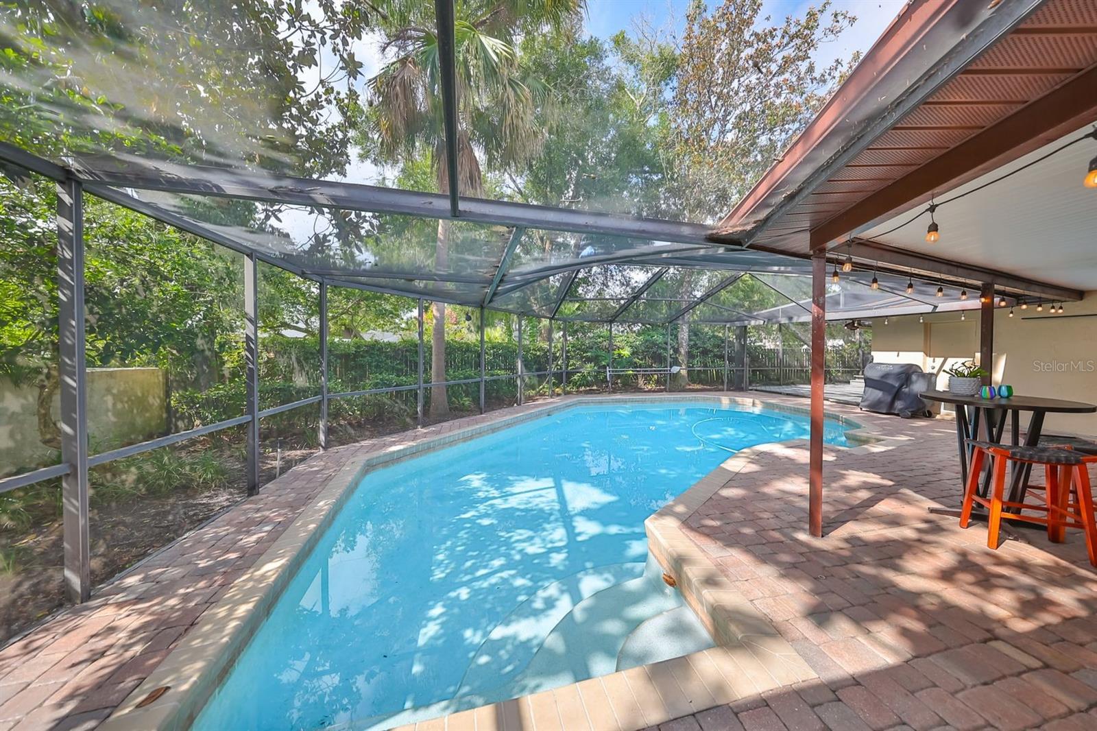 Image 34 of 42 For 817 Bannockburn Avenue