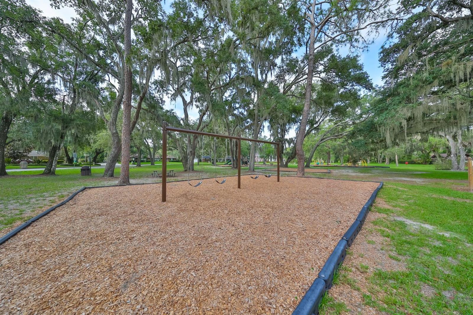 Image 42 of 42 For 817 Bannockburn Avenue