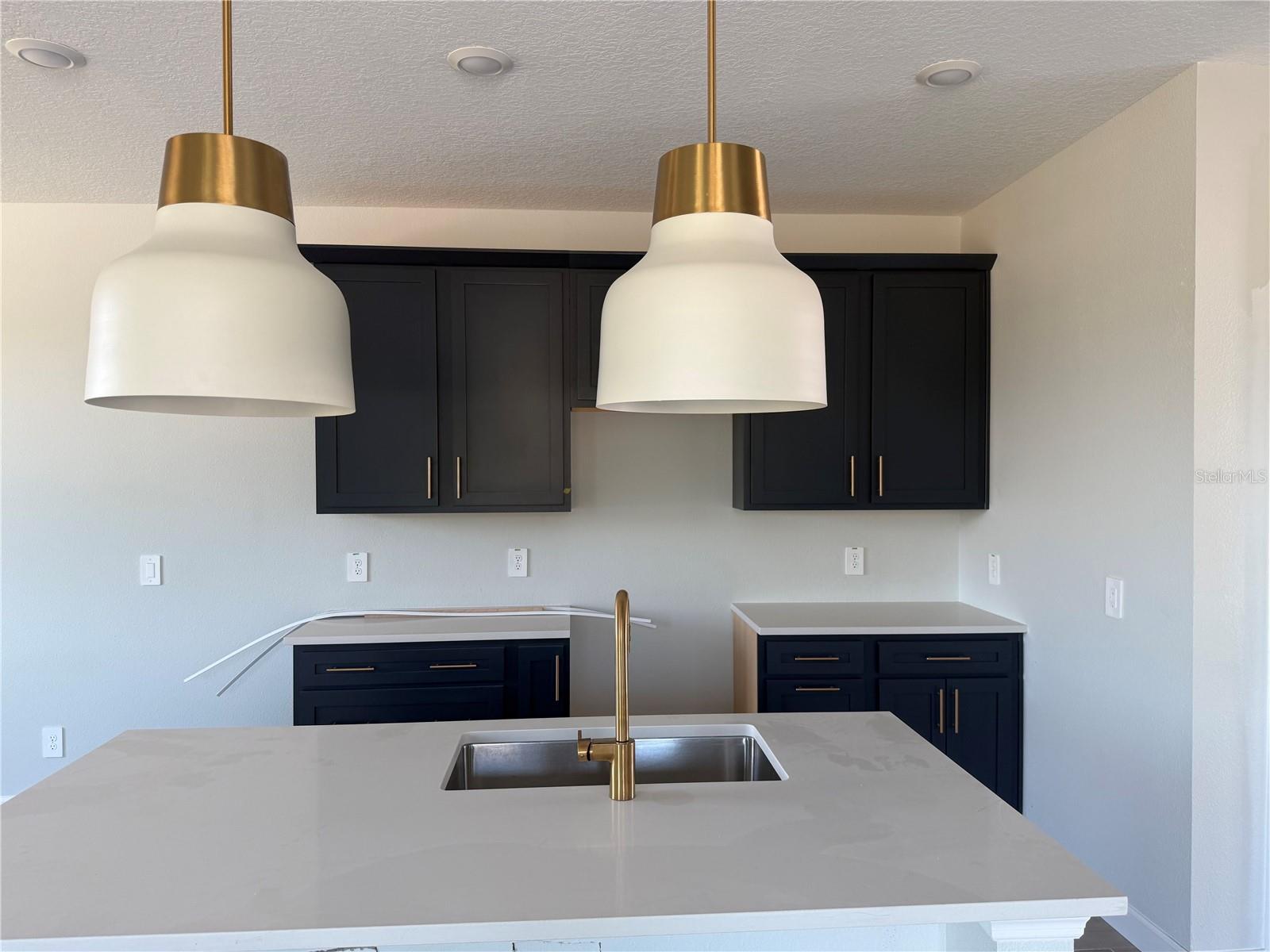 Image 11 of 32 For 7580 Deer Valley Circle  64