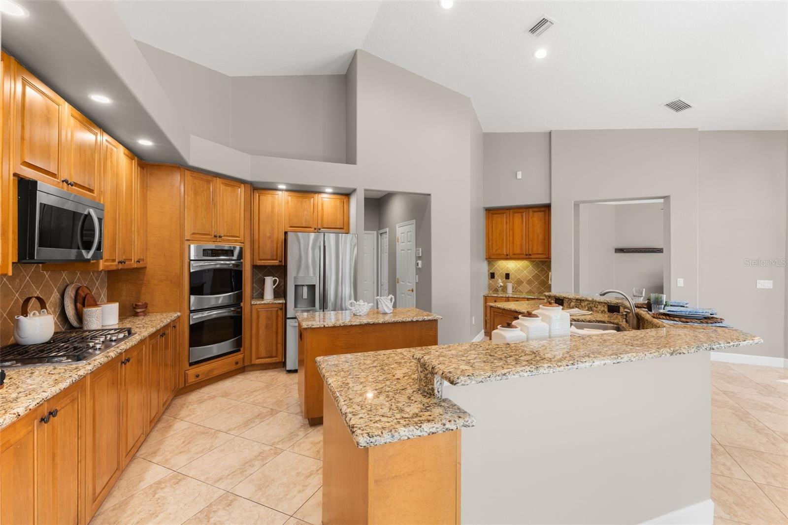 Image 15 of 98 For 3830 Moreno Drive