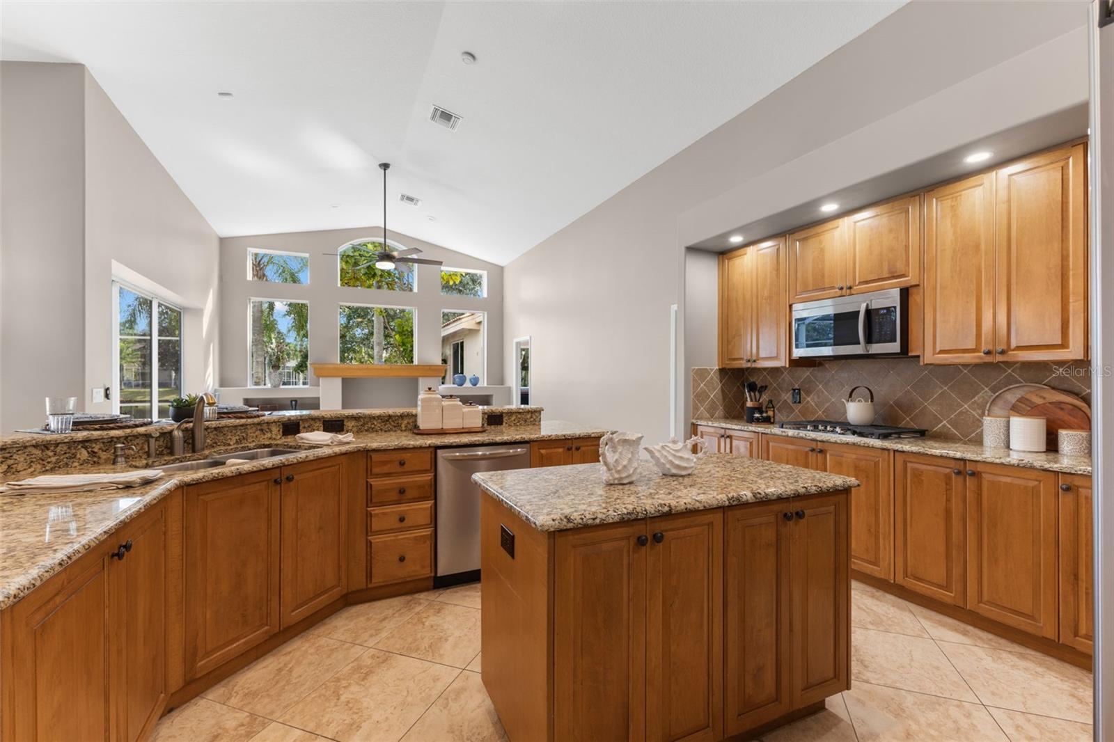 Image 18 of 98 For 3830 Moreno Drive