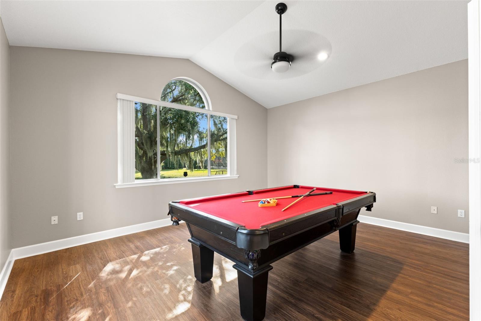 Image 44 of 98 For 3830 Moreno Drive