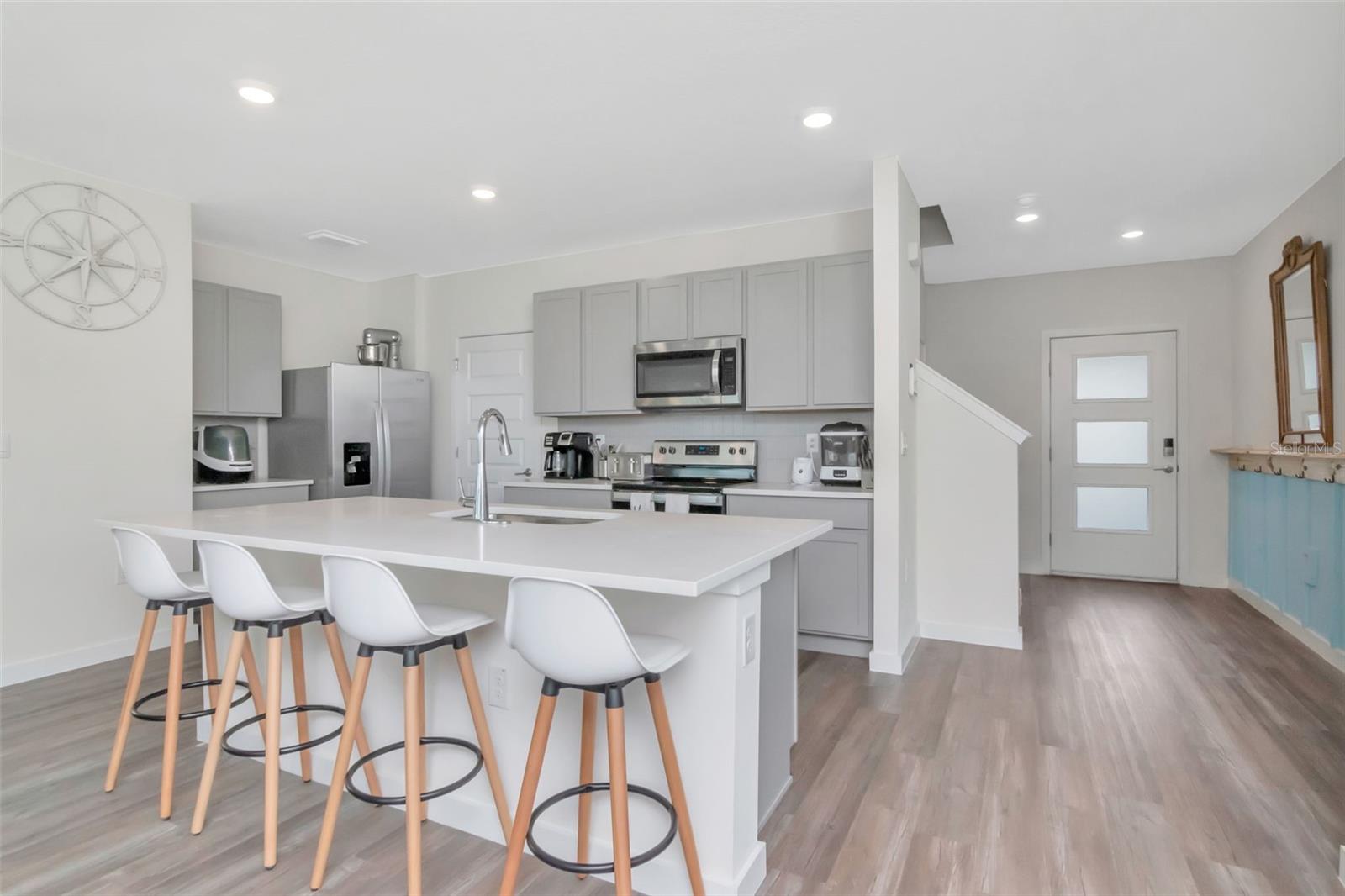 Image 11 of 39 For 9744 Crescent Ray Drive