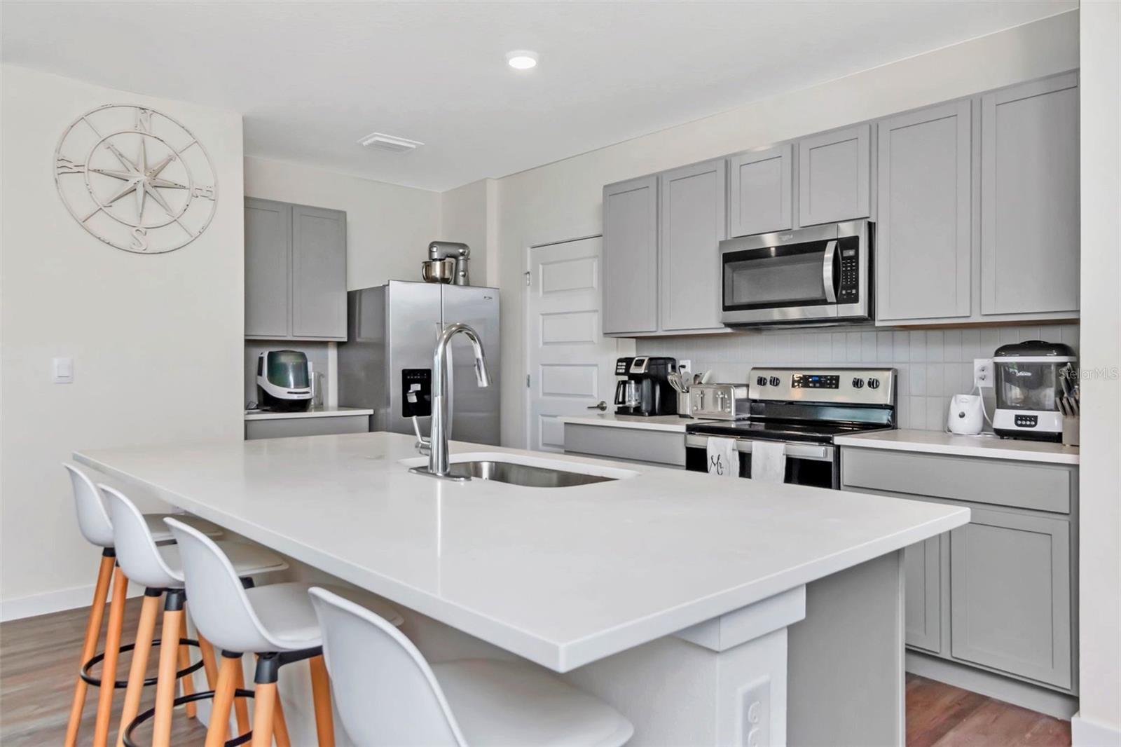 Image 12 of 39 For 9744 Crescent Ray Drive