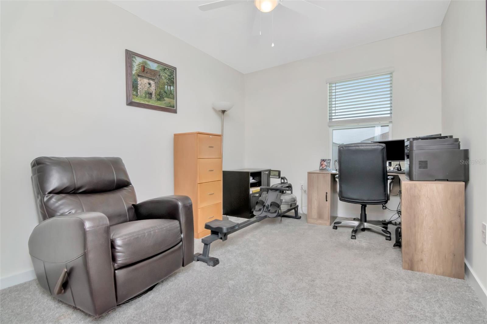 Image 25 of 39 For 9744 Crescent Ray Drive