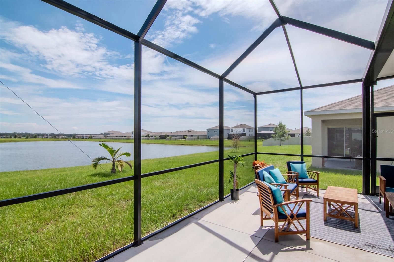 Image 31 of 39 For 9744 Crescent Ray Drive