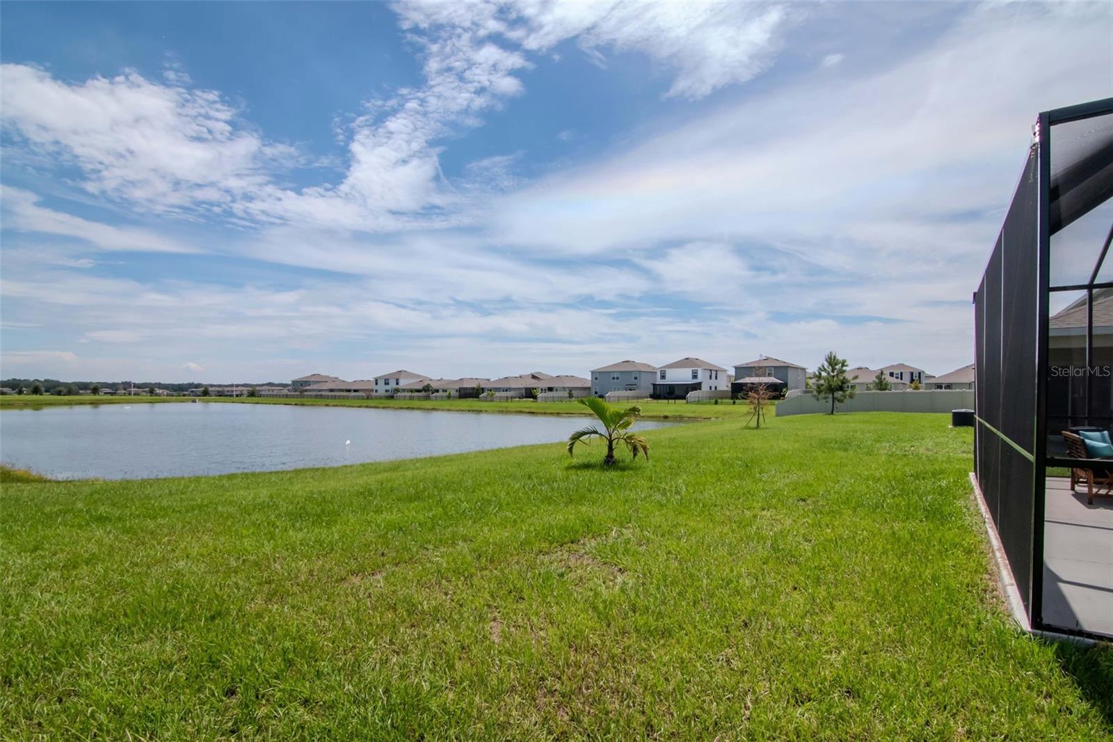 Image 32 of 39 For 9744 Crescent Ray Drive